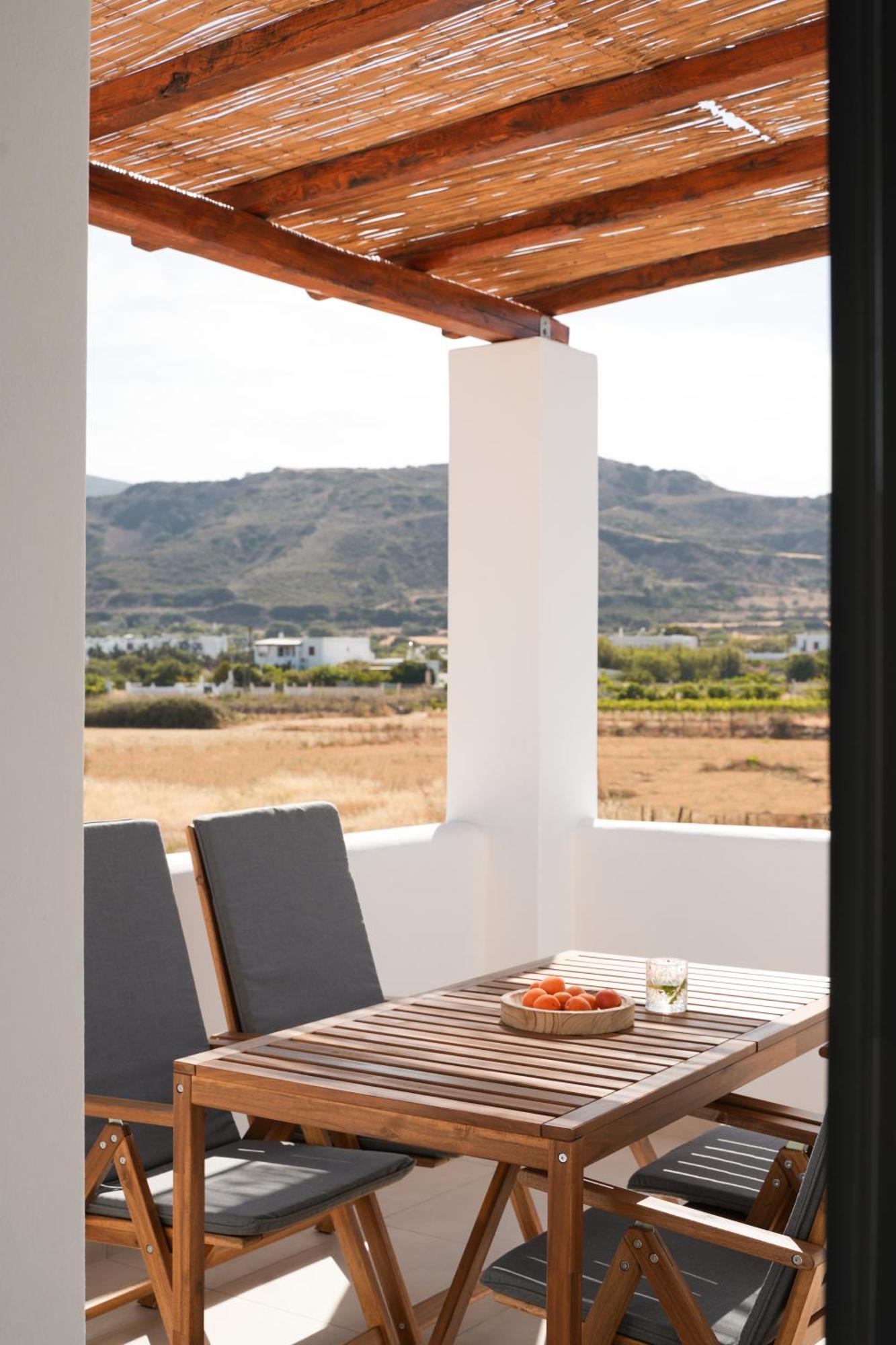 Pyrra Apartments İskiri Dış mekan fotoğraf