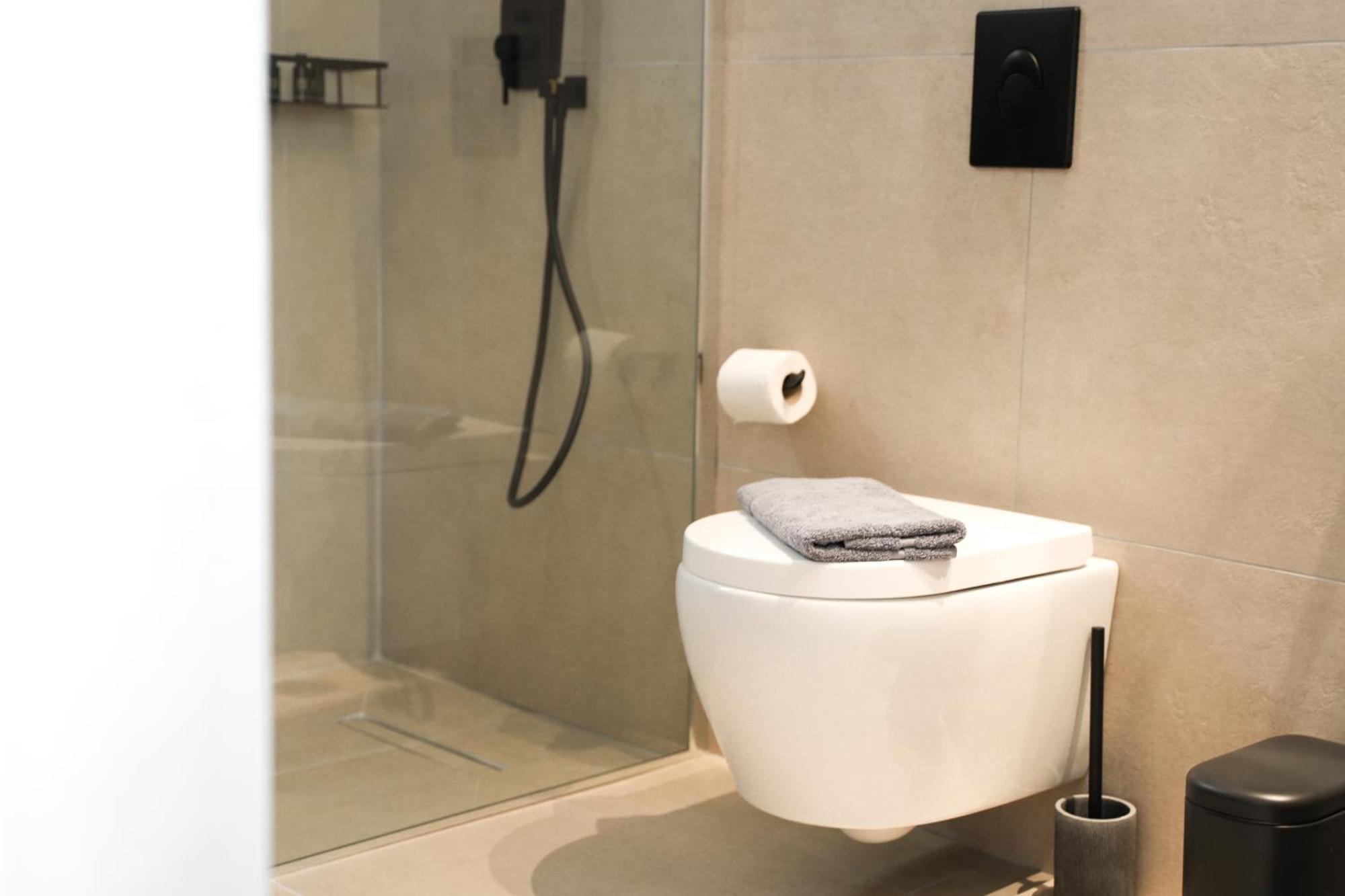 Pyrra Apartments İskiri Dış mekan fotoğraf