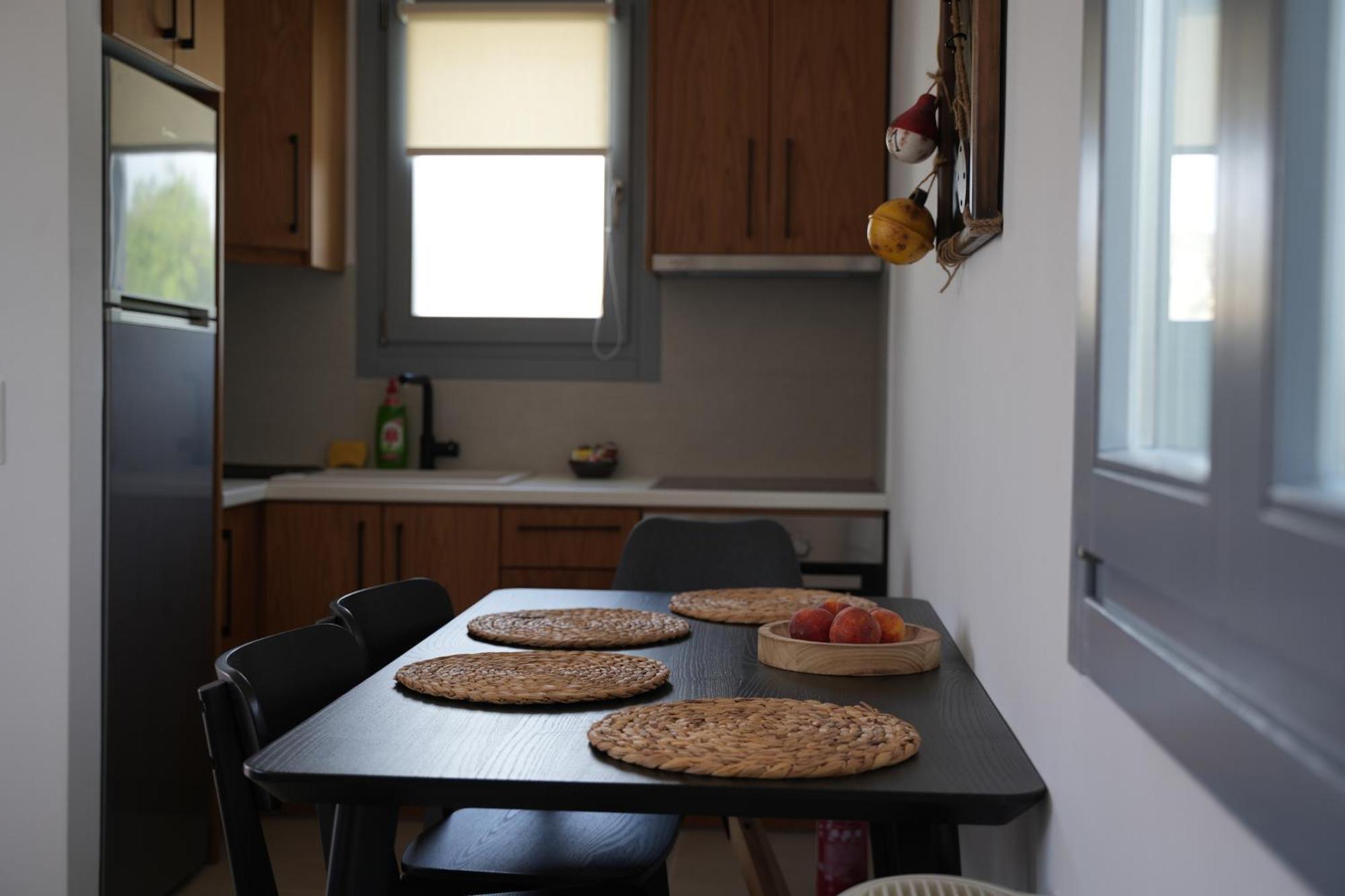 Pyrra Apartments İskiri Dış mekan fotoğraf