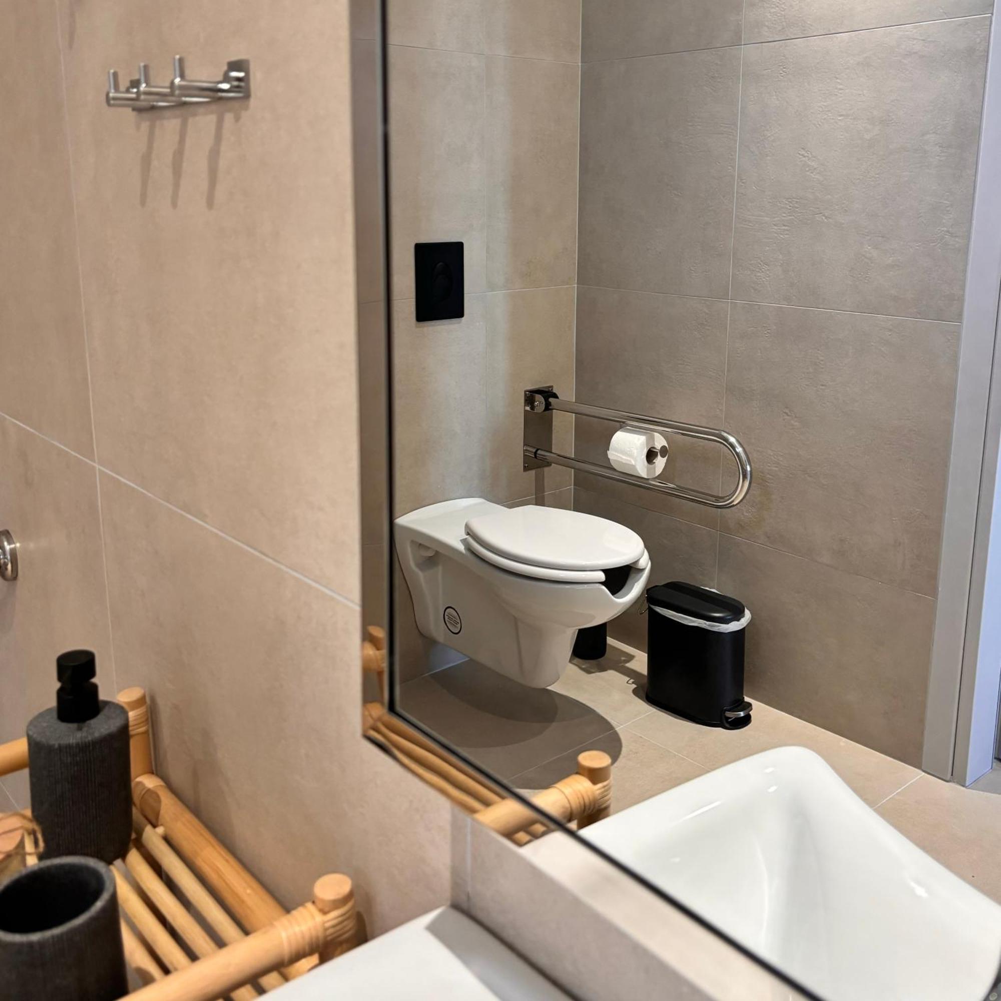 Pyrra Apartments İskiri Dış mekan fotoğraf